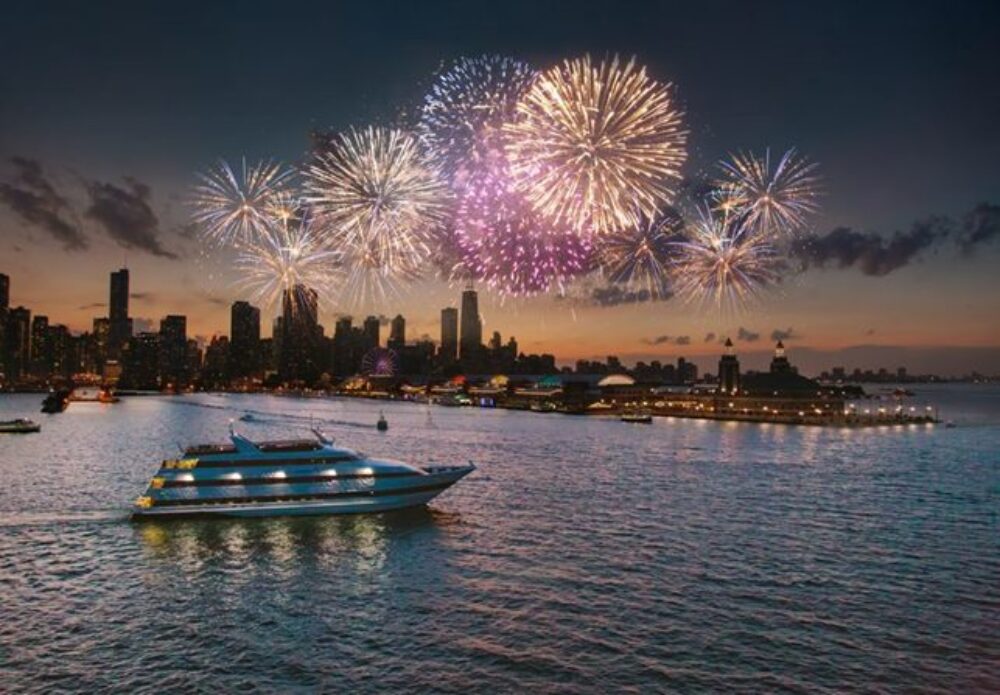 Image 2 for Celebrate the 2024 Holiday Season at These Chicago Bars and Restaurants