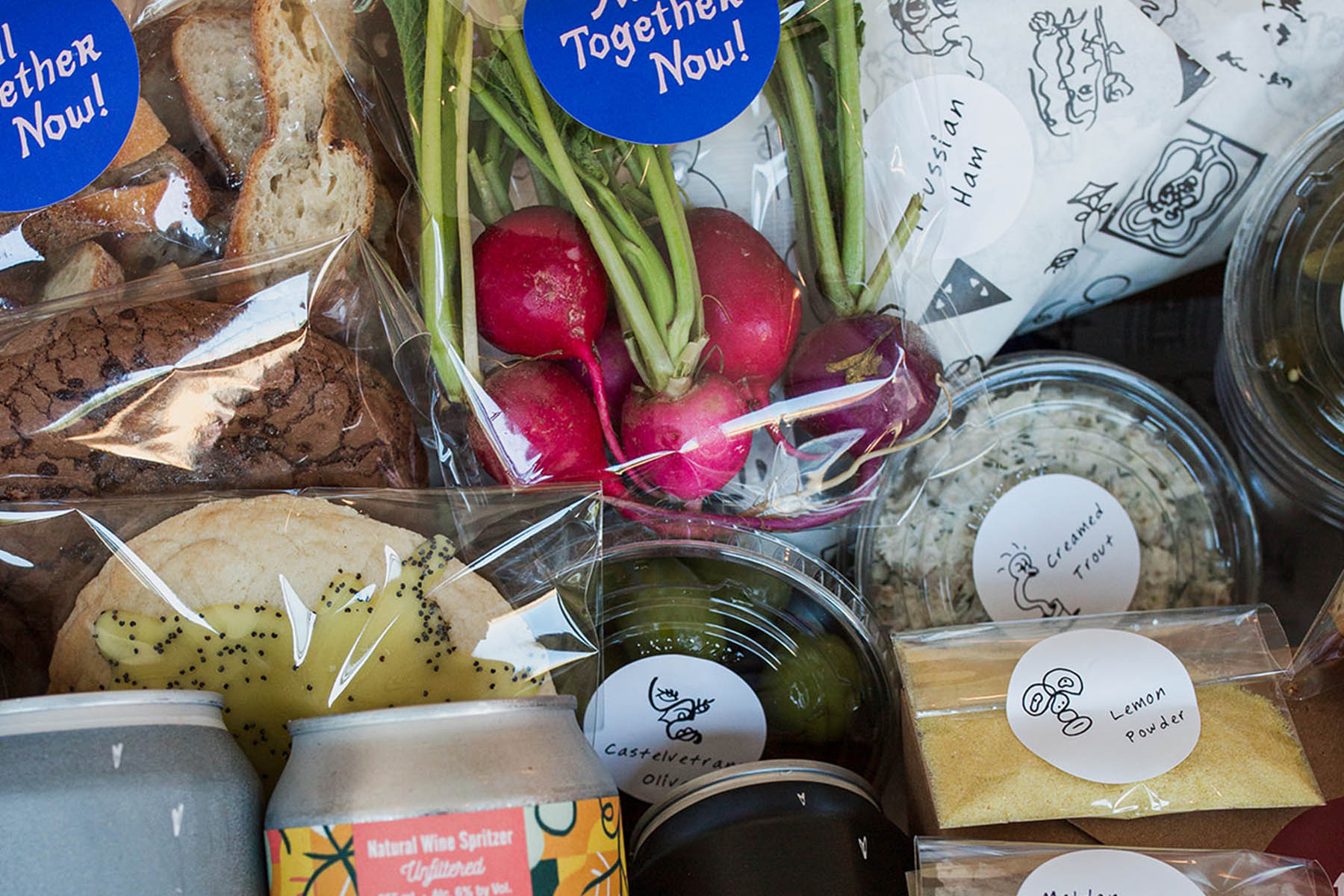 All Together Picnic 0000 Close Up Joseph Gruenthal for All Together Now Opens Patio and Offers Picnic Kits