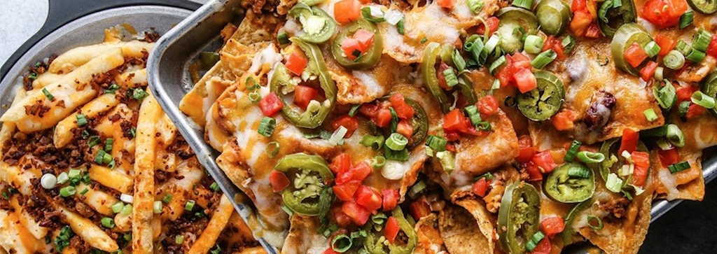 Er for National Nacho Day Dining Deals