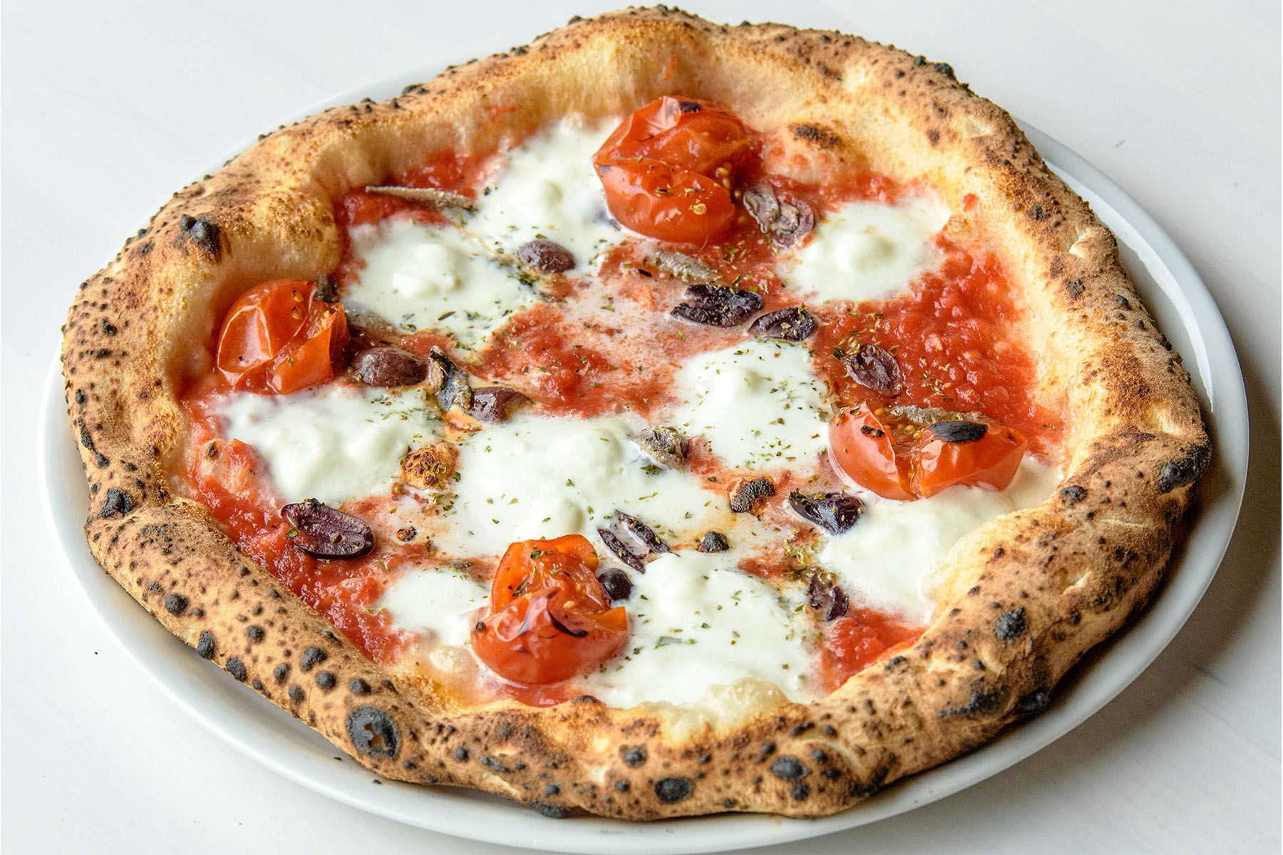 forno rosso open 0002 116578 PIZZA VESUVIO for Forno Rosso Pizzeria Napoletana Brings Thin Crust Pizza to the West Loop