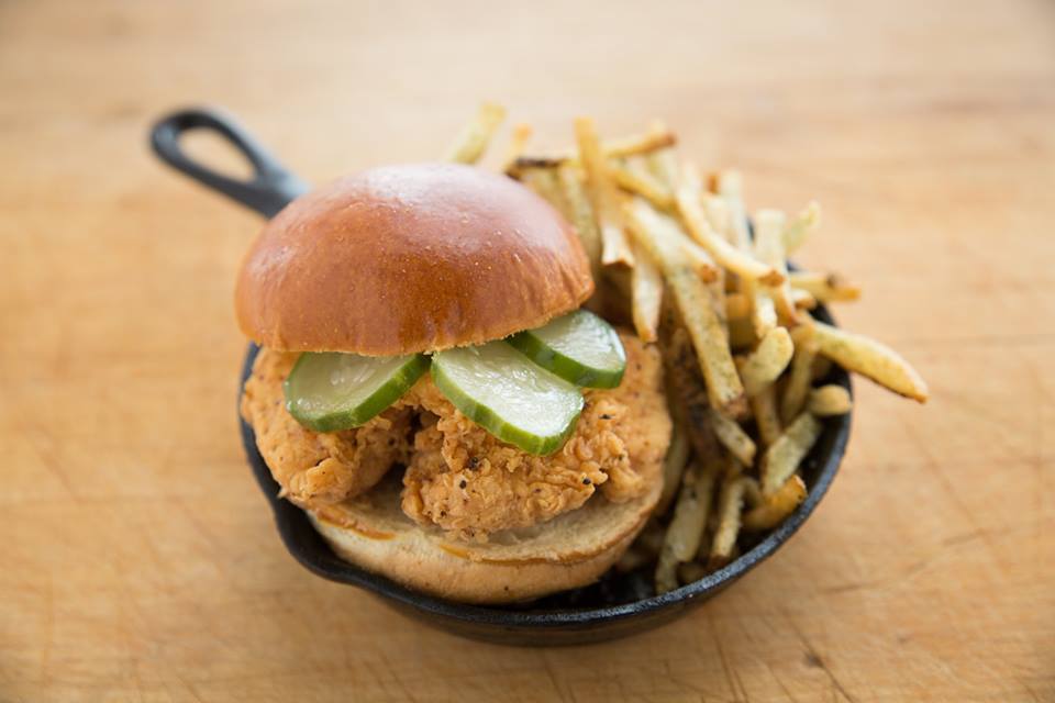 leghorn chicken skillet for Leghorn Cafe Squeezes Big Chicken Into Small Space