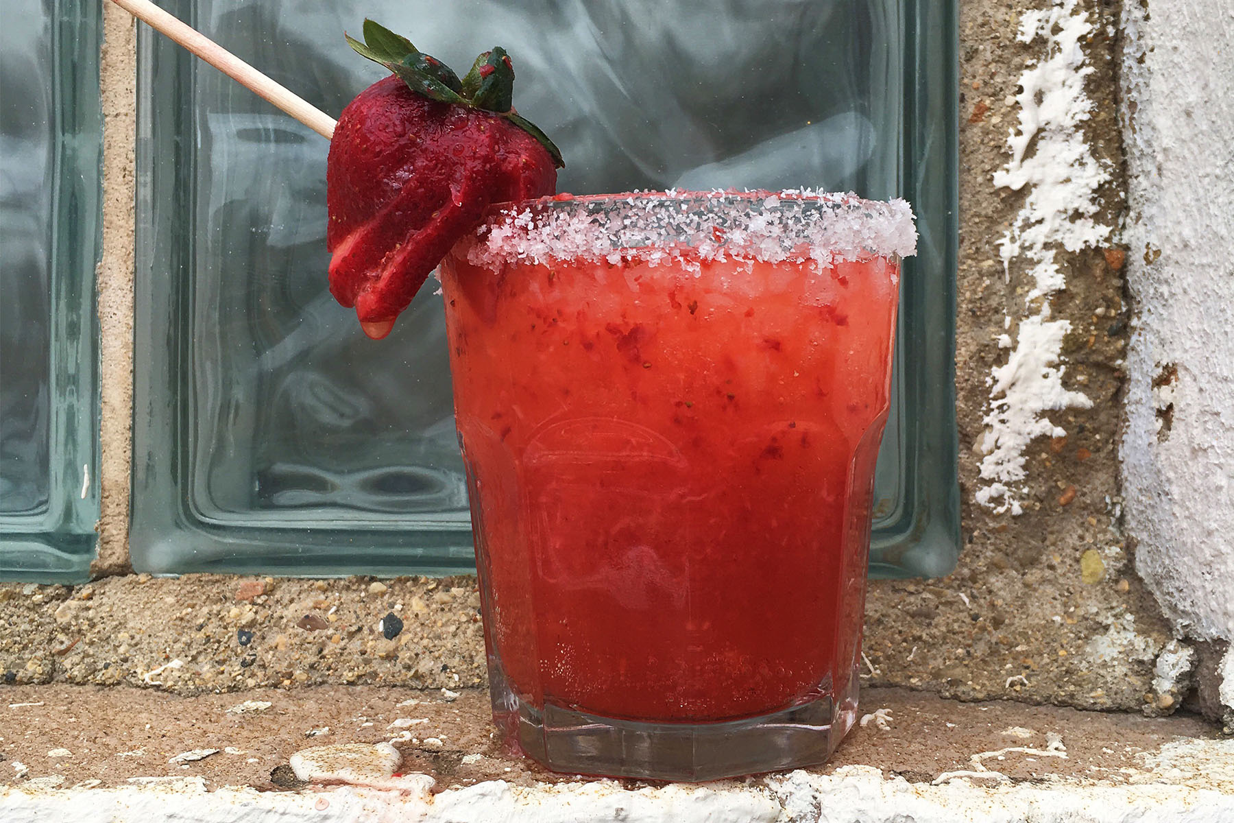 moneygun cinco 0000 Strawberry Margarita for Cinco de Mayo at Moneygun