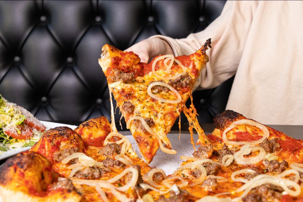 Unnamed for Bob’s Pizza Opens Fourth Location Inside Recess in the West Loop