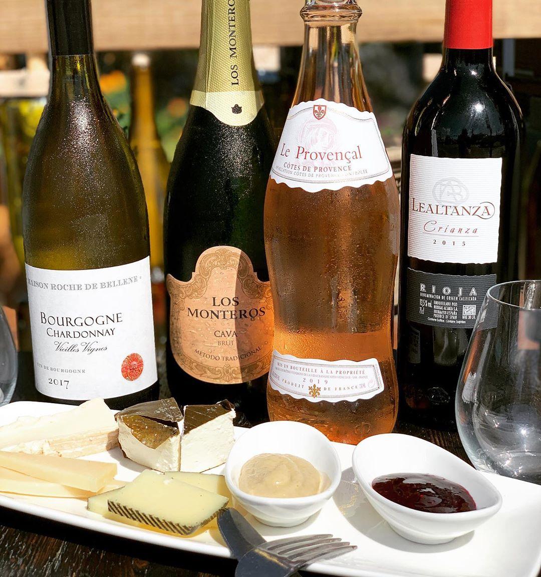 Uvaechicago 118340238 201240108004887 171664874971966185 N for September Wine Tastings at Uvae Kitchen & Wine Bar